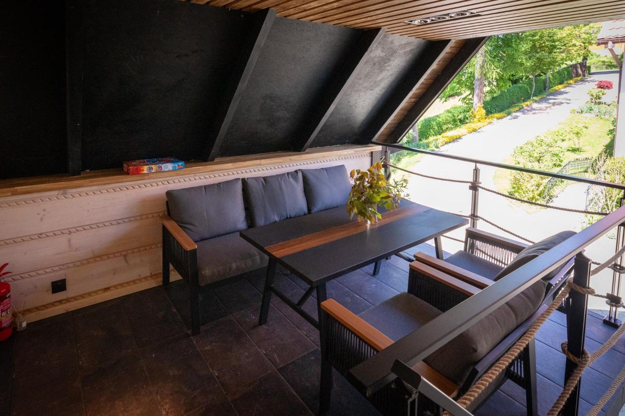 Uroczysko Villa Lesko Kültér fotó